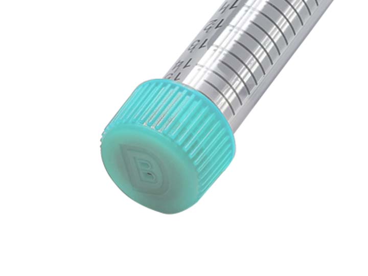 蓋子帶有透氣孔且?guī)Ф』z塞，用于連接注射器
